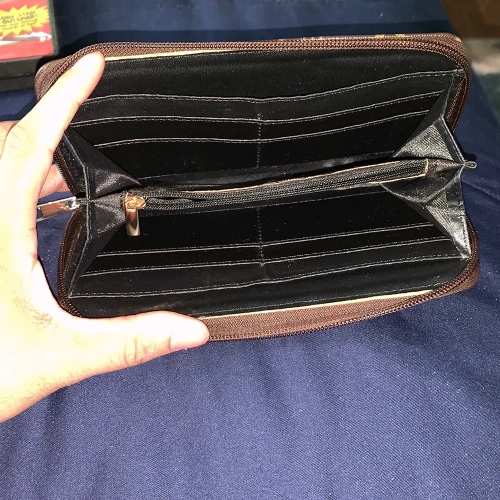 Woman Brown wallet - Picture 6 of 6